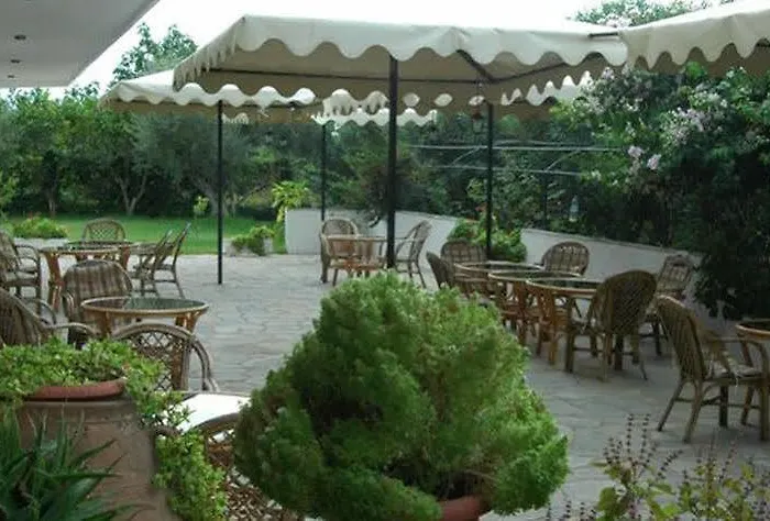 Hotel Bruskos & Agios Georgios (Corfu)