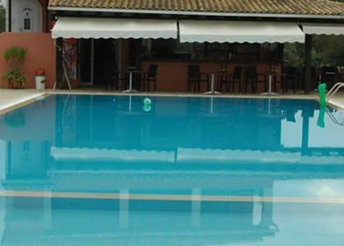 Hotel Bruskos & Agios Georgios (Corfu)