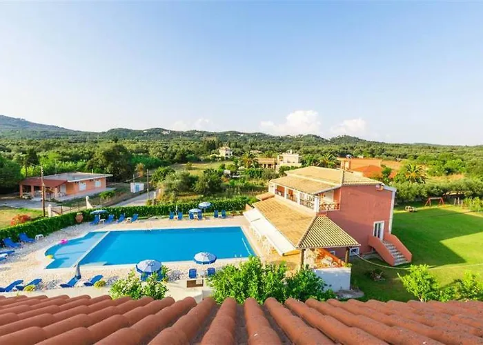 Otel Bruskos & 3*