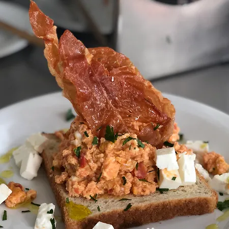 Bruskos & Hotel Agios Georgios (Corfu)