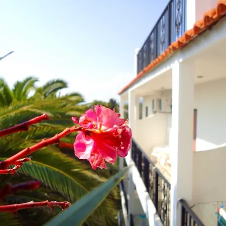 Bruskos & Hotel Agios Georgios (Corfu)