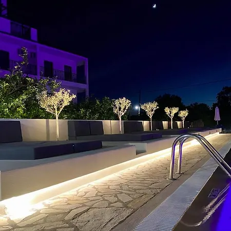 Bruskos & 3* Agios Georgios (Corfu)