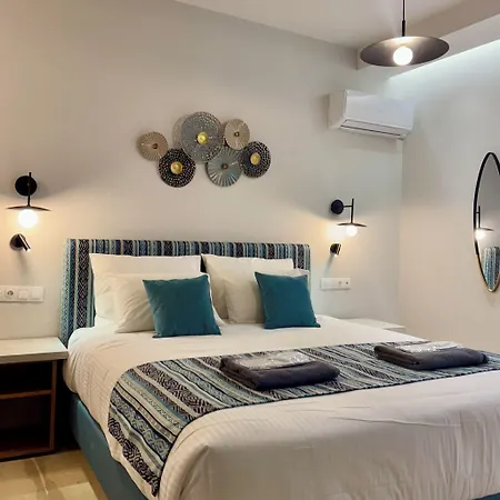 Hotel Bruskos & Agios Georgios (Corfu)
