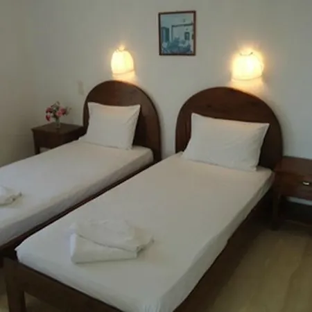 Bruskos & Отель 3*