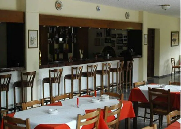Bruskos & Hotell Agios Georgios (Corfu)