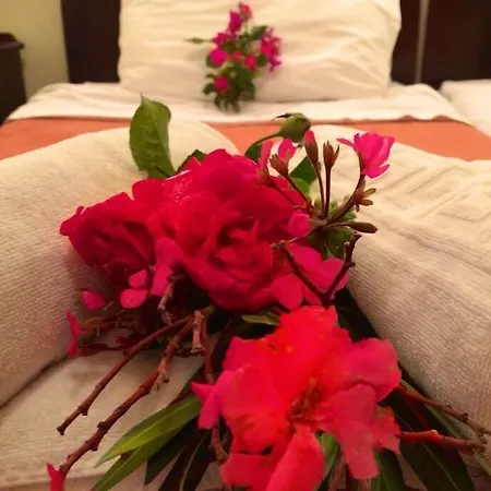 Hotel Bruskos & Agios Georgios (Corfu)